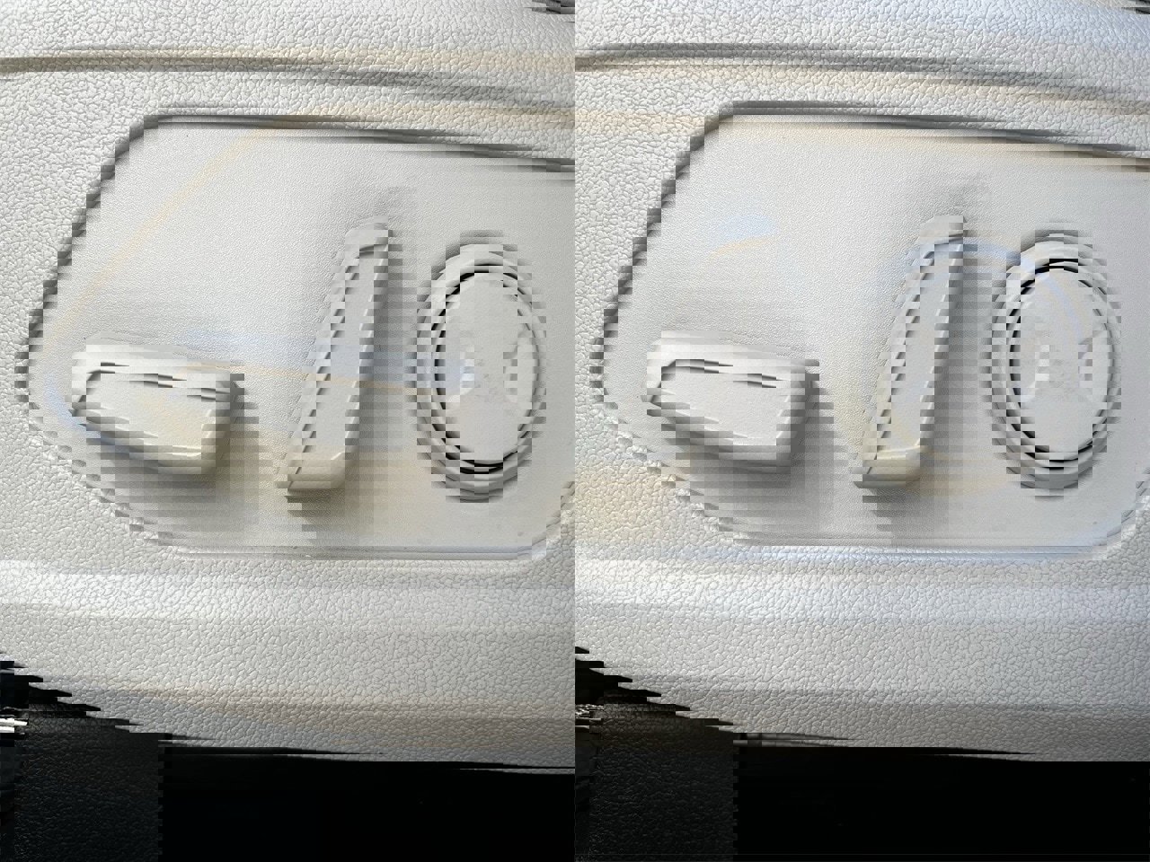 Used 2024 Kia Sorento S w/ Panoramic Sunroof Package image 24