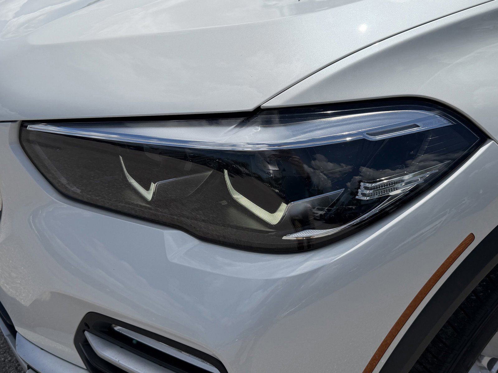 Used 2021 BMW X5 xDrive40i w/ Premium Package AWD/4WD image 9