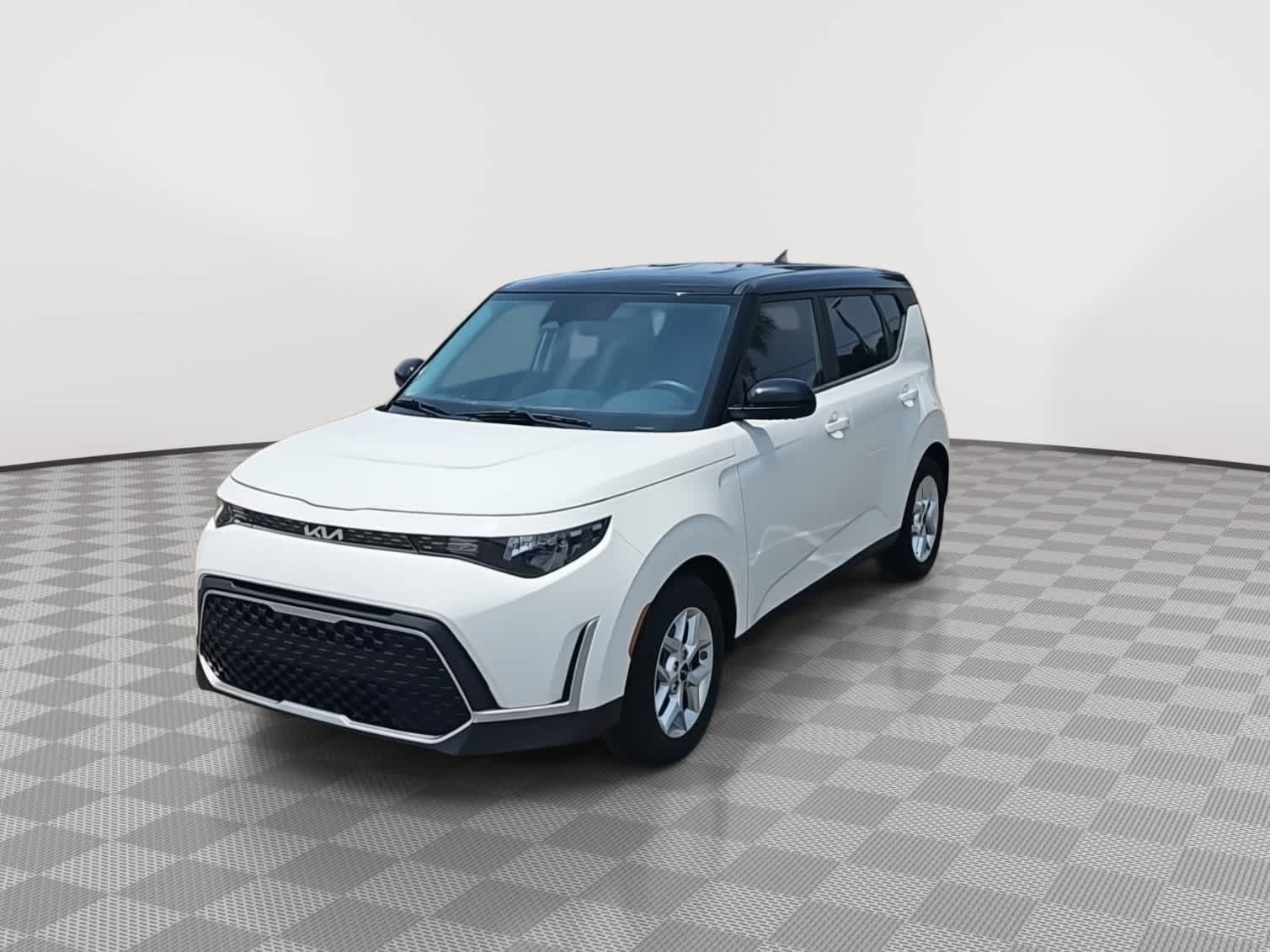 Used 2024 Kia Soul S FWD image 3