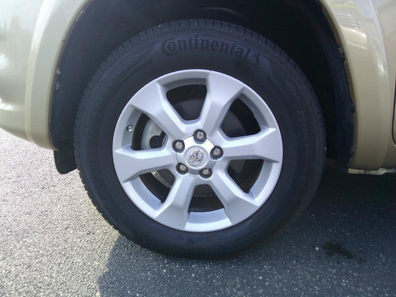 Used 2012 Toyota RAV4 Limited w/ Navigation Value Pkg FWD image 18