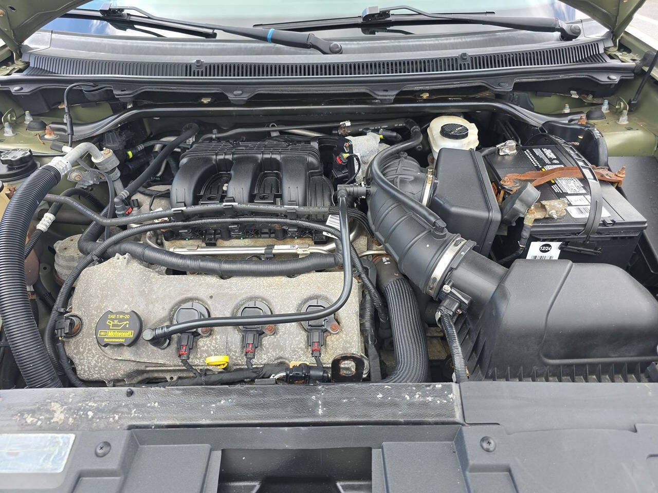 Used 2012 Ford Flex Limited w/ Equipment Group Order Code FWD image 3