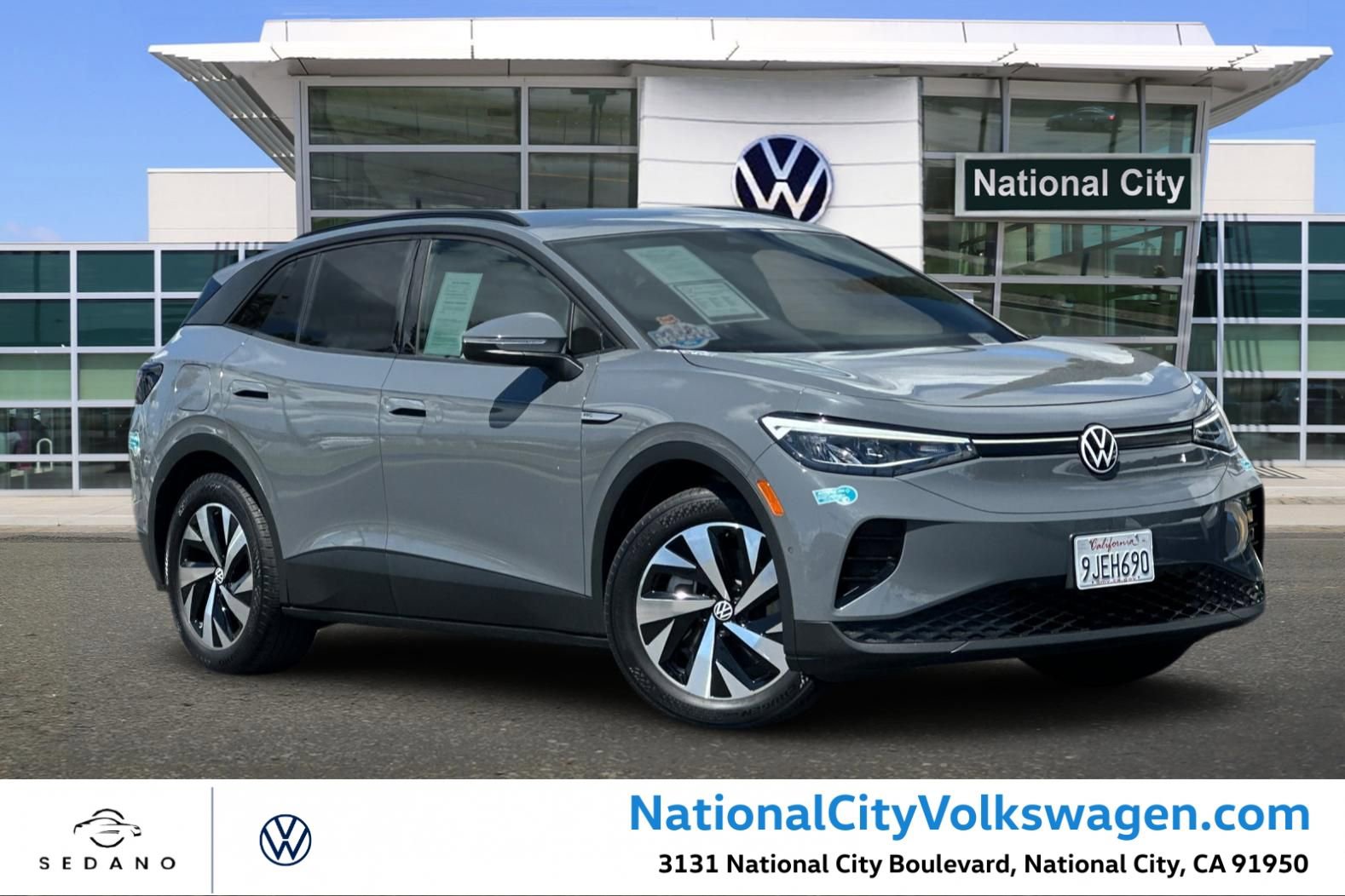 Used 2023 Volkswagen ID.4 Pro image 1