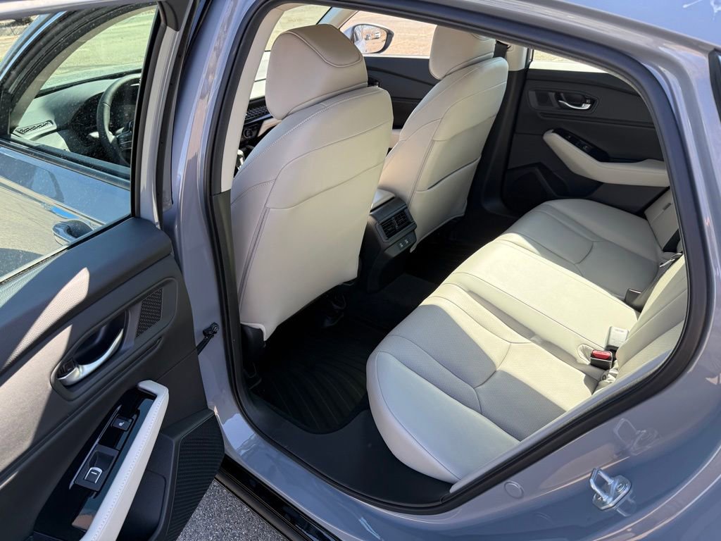 Certified 2025 Honda Accord Touring image 17