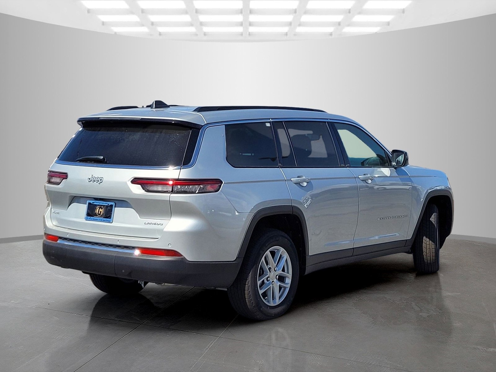 New 2025 Jeep Grand Cherokee L Laredo w/ Luxury Tech Group I image 4