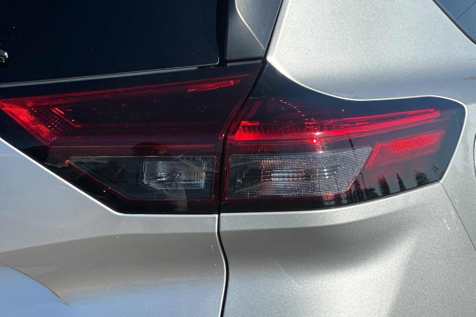 Certified 2024 Nissan Rogue SV AWD/4WD image 50