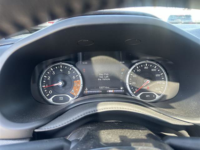 Used 2021 Jeep Renegade Limited w/ Sun & Sound Group AWD/4WD image 34