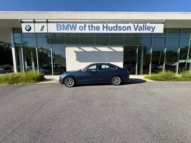 Used 2026 BMW 330i xDrive Sedan w/ Premium Package AWD/4WD image 1