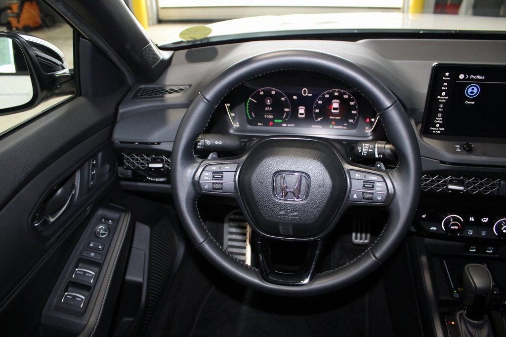 Used 2025 Honda Accord Sport image 17