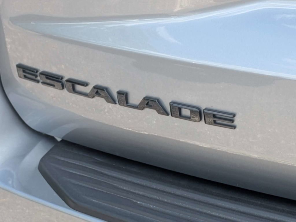 Used 2024 Cadillac Escalade Sport Platinum w/ LPO, ONYX Package AWD/4WD image 12