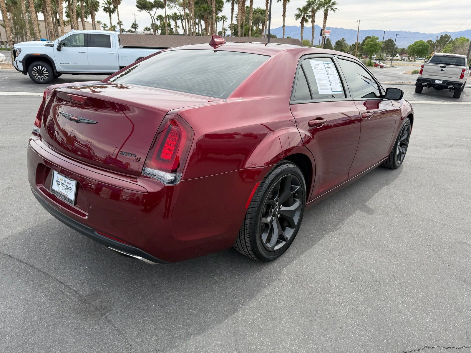 Used 2022 Chrysler 300 S w/ Comfort Group image 3