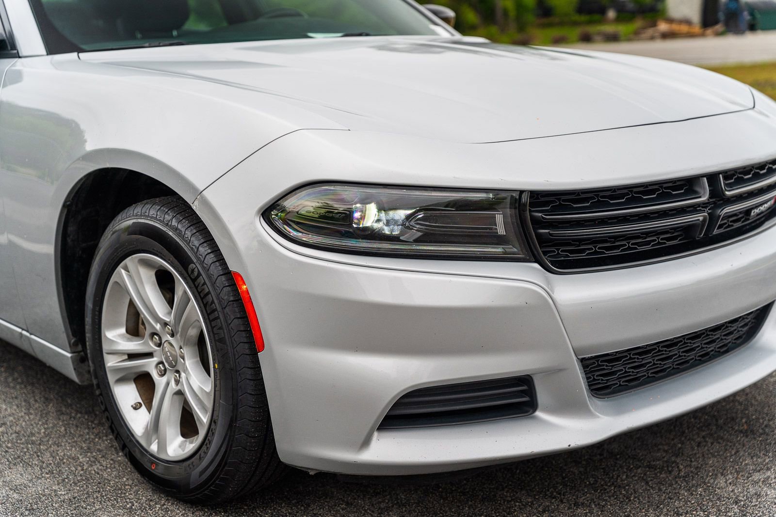 Used 2023 Dodge Charger SXT RWD image 10