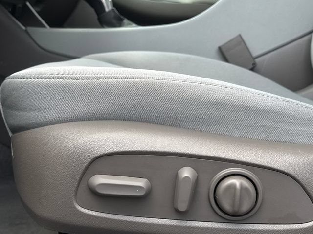 Used 2025 Chevrolet Malibu LT FWD image 14