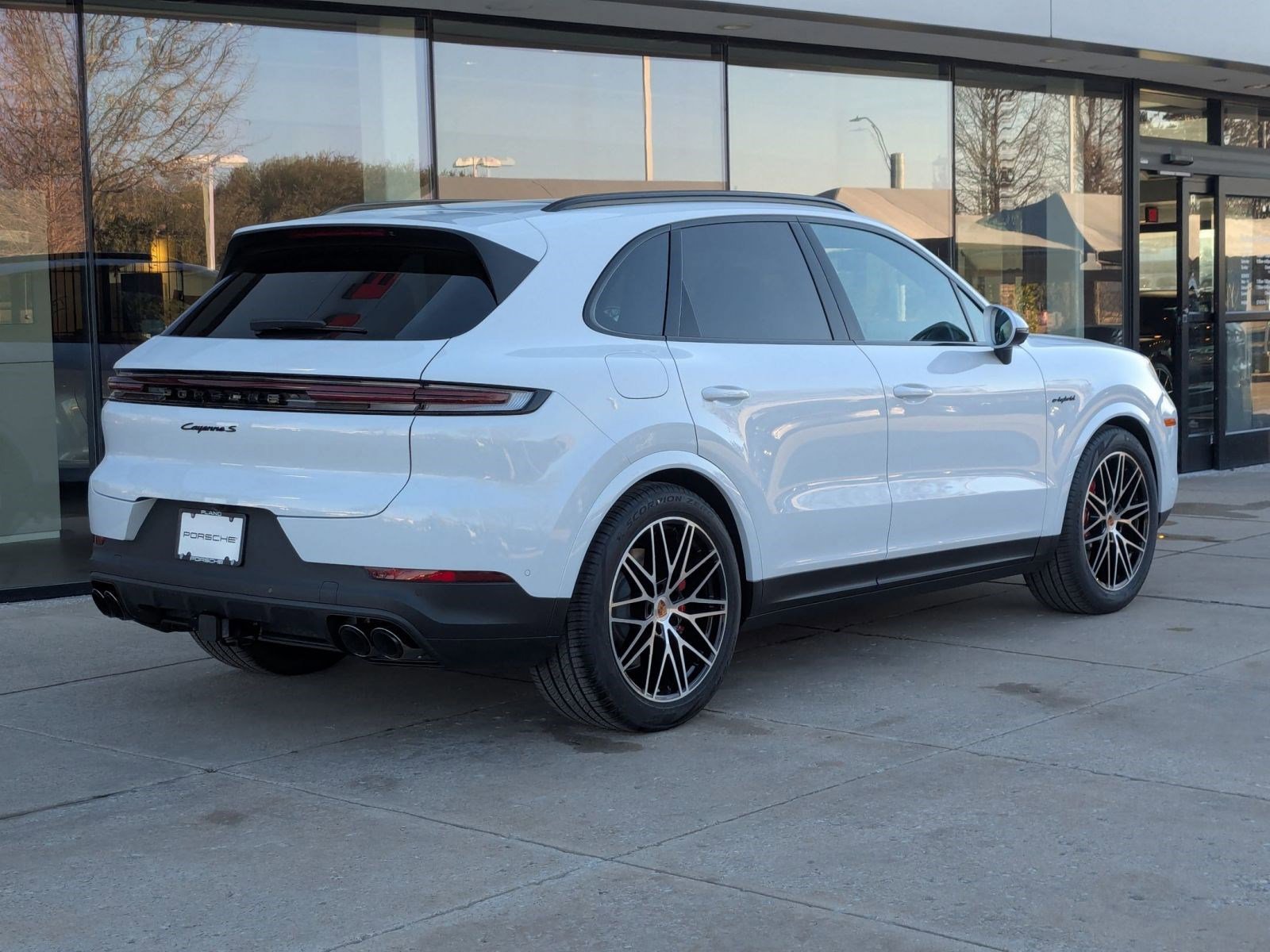 New 2026 Porsche Cayenne S image 9
