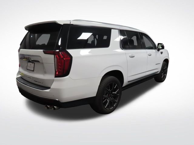 Used 2024 GMC Yukon XL Denali AWD/4WD image 5