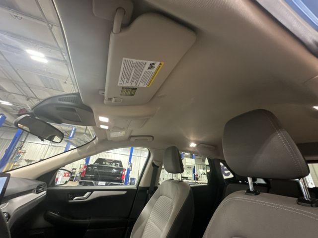 Certified 2020 Ford Escape SE FWD image 20