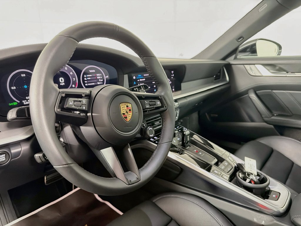 New 2026 Porsche 911 Carrera RWD image 4