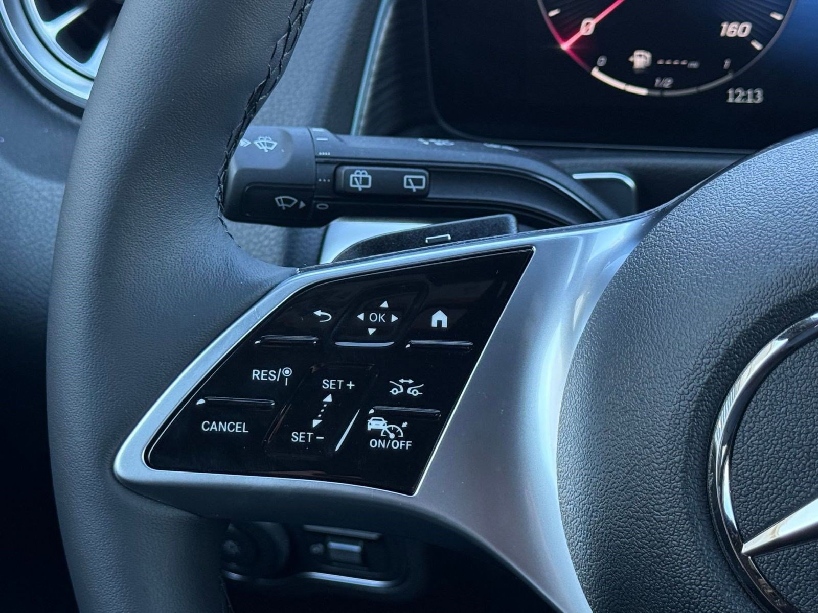 New 2026 Mercedes-Benz GLB 250 4MATIC image 16