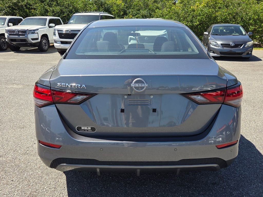 Used 2025 Nissan Sentra S image 9