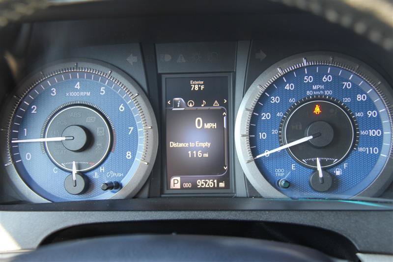 Used 2017 Toyota Sienna XLE Premium AWD/4WD image 32