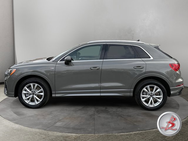 Used 2022 Audi Q3 2.0T Premium AWD/4WD image 4