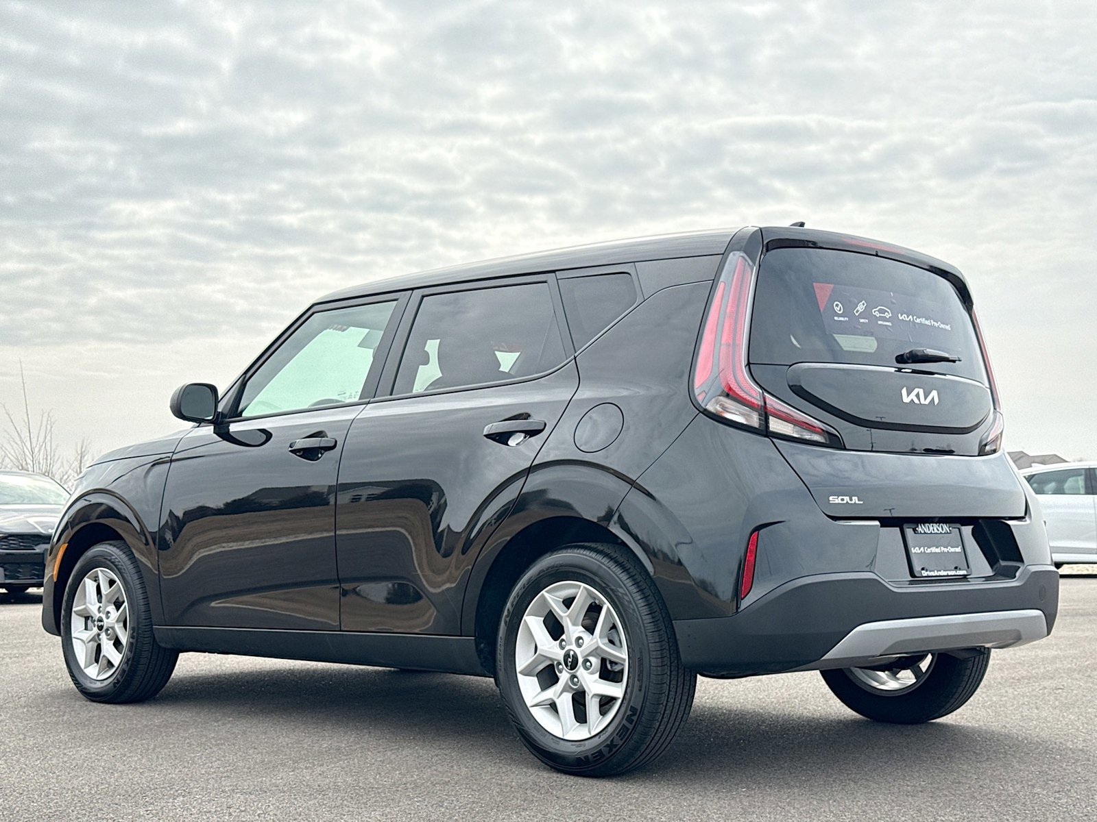 Used 2025 Kia Soul LX w/ LX Technology Package image 14