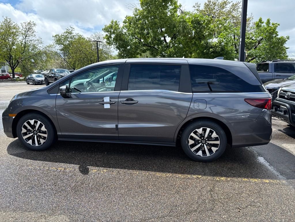 New 2026 Honda Odyssey EX-L image 3