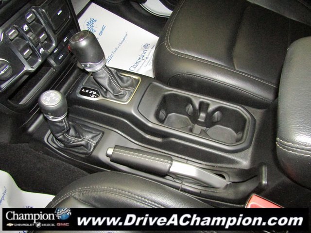 Used 2021 Jeep Wrangler Unlimited Sahara image 34