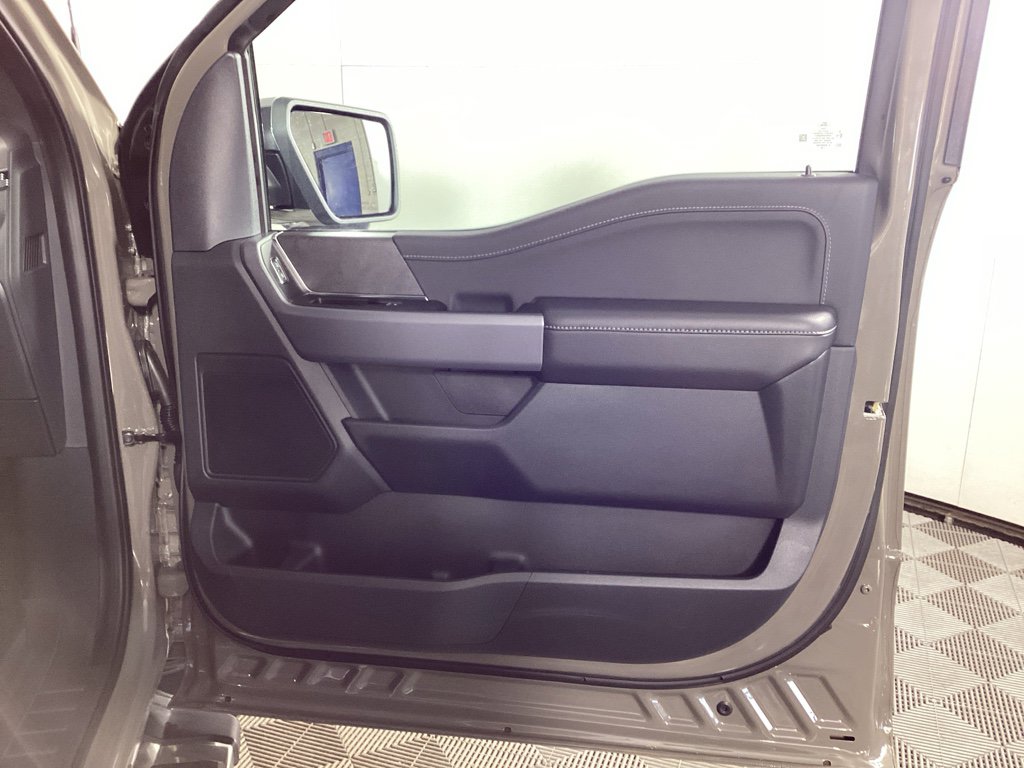 Used 2025 Ford F150 XLT w/ Equipment Group 302A MID image 8