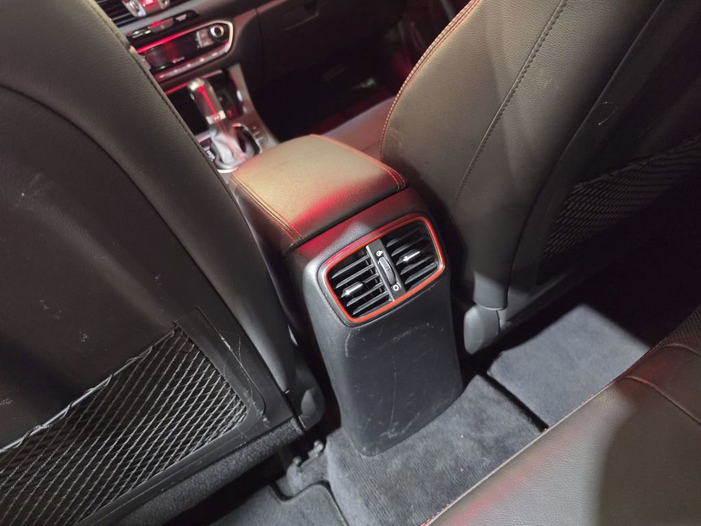 Used 2020 Hyundai Elantra GT N Line image 21