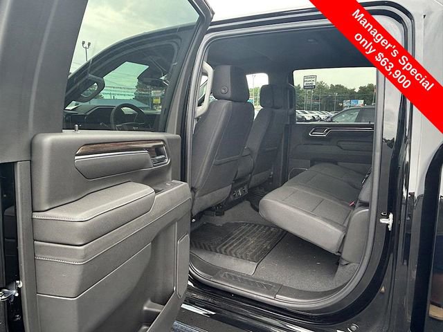 Used 2025 Chevrolet Silverado 3500 LT image 20