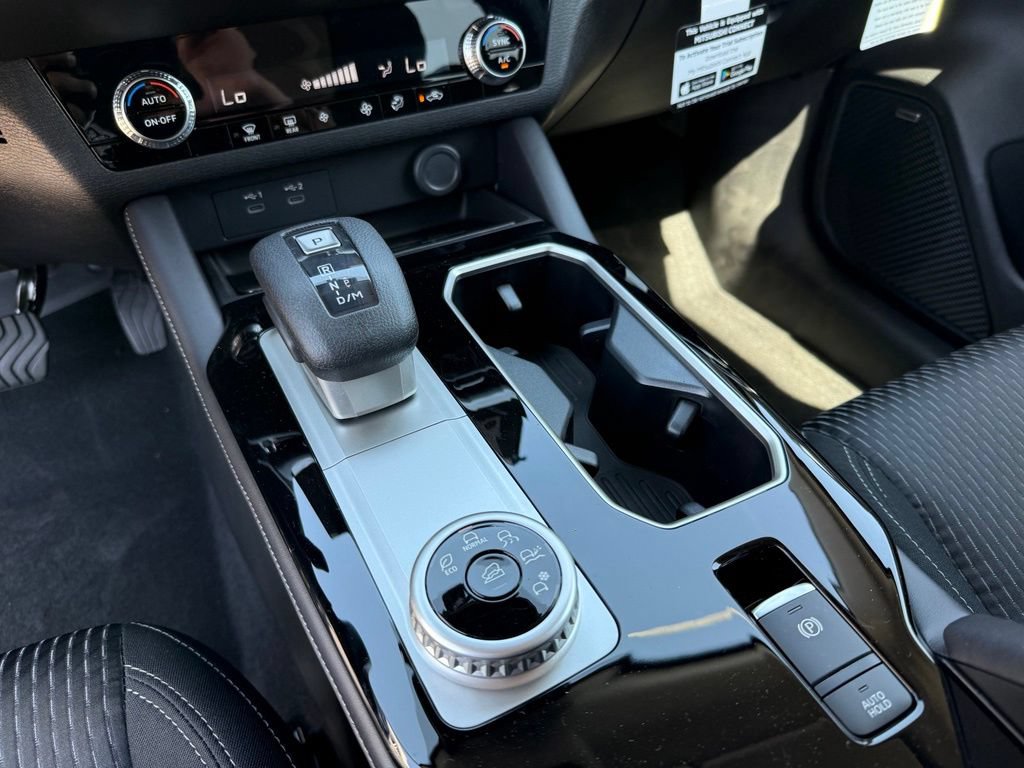 New 2026 Mitsubishi Outlander ES FWD image 24