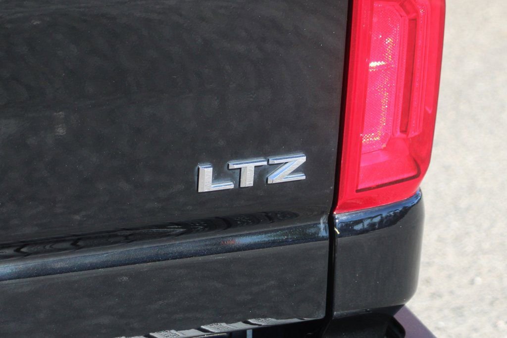 Used 2020 Chevrolet Silverado 2500 LTZ w/ LTZ Premium Package AWD/4WD image 53