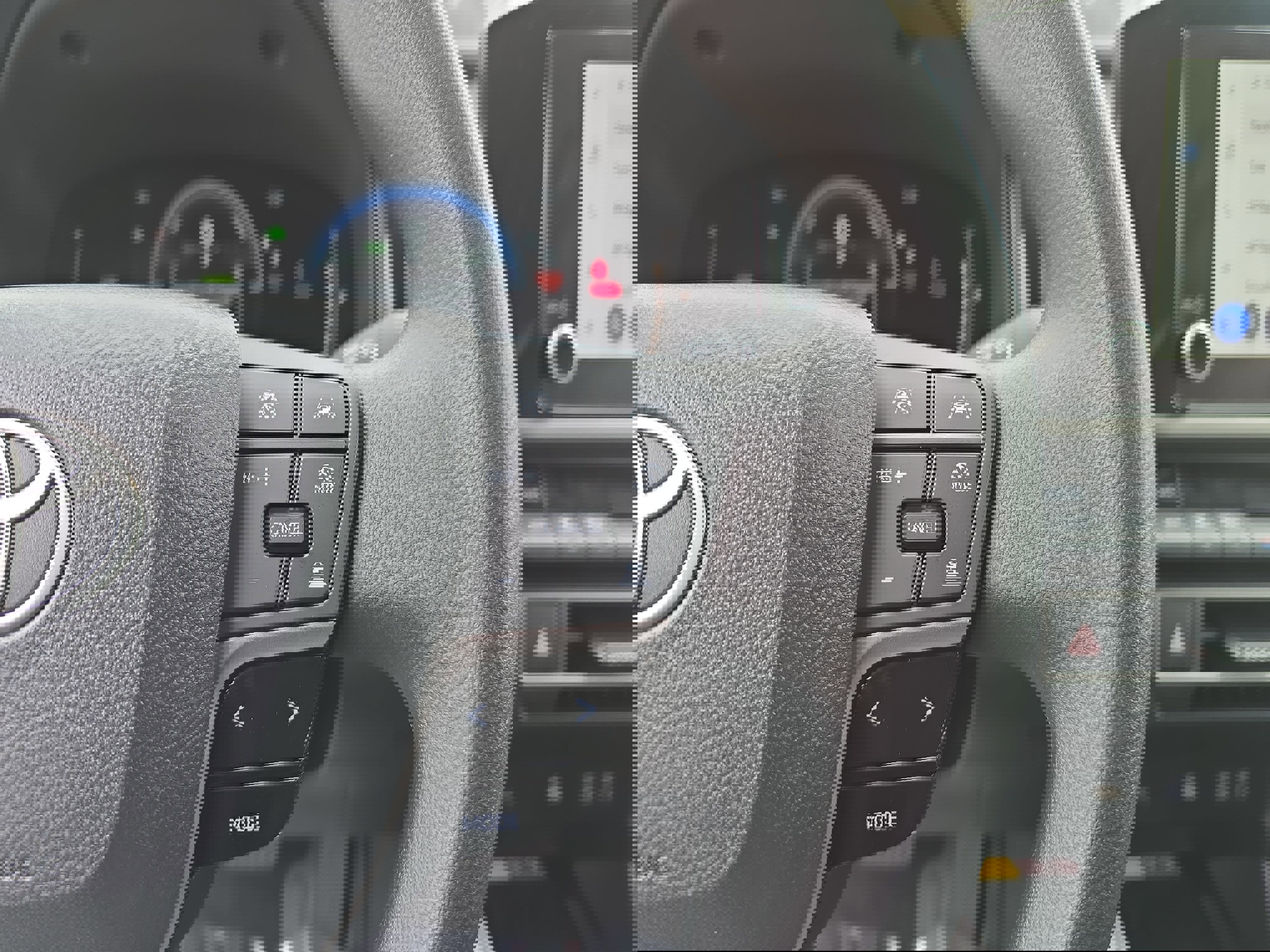 Used 2025 Toyota Camry LE image 17