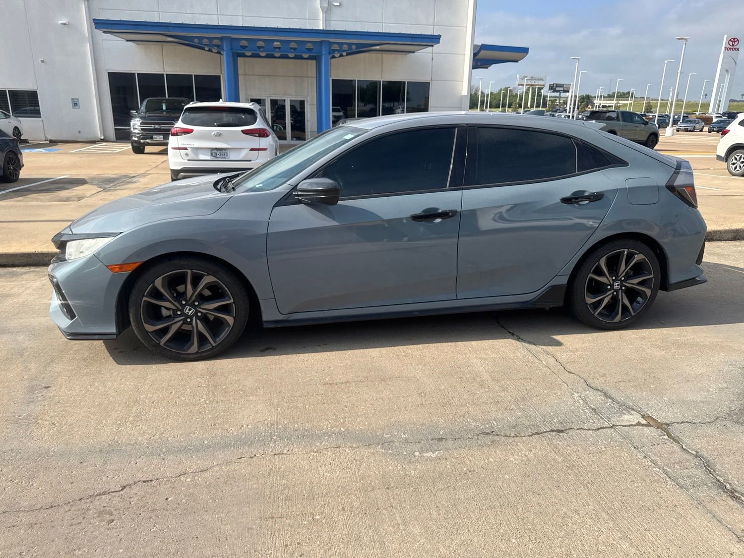 Used 2019 Honda Civic Sport image 4