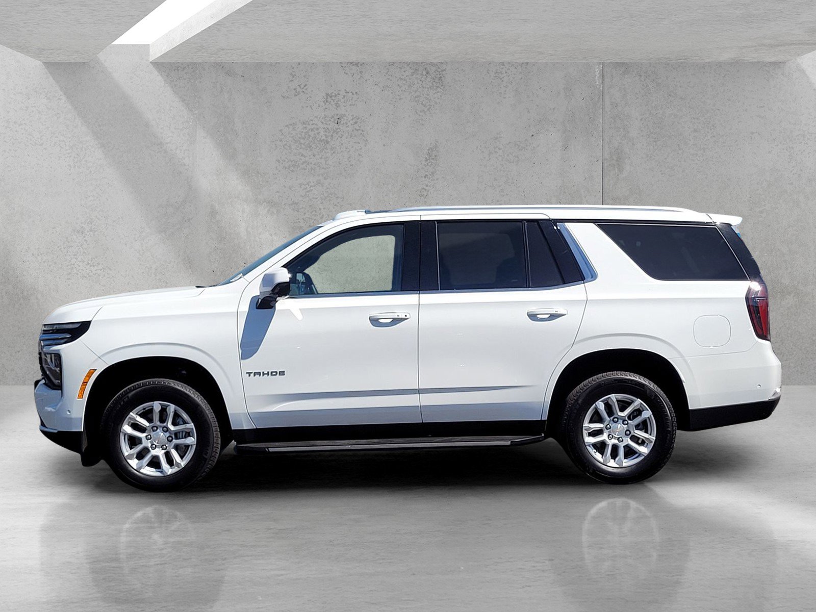 Used 2025 Chevrolet Tahoe LT image 7