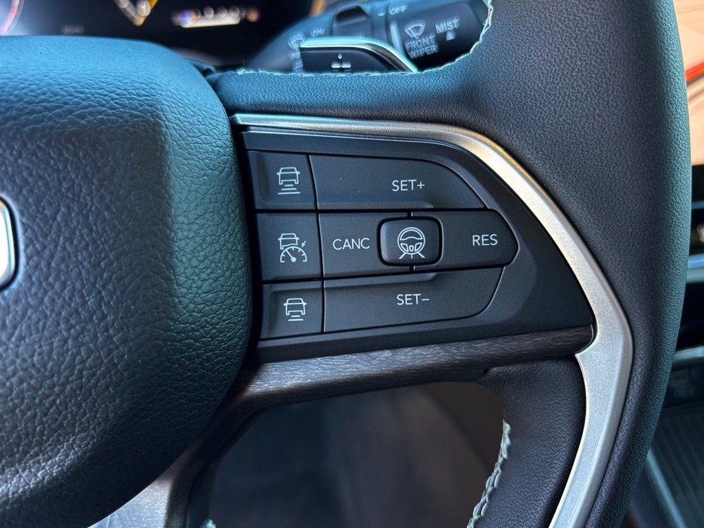 New 2027 Jeep Grand Cherokee Limited AWD/4WD image 15