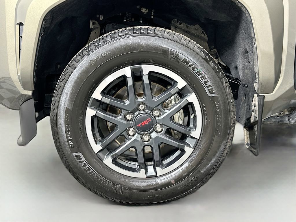 Used 2024 Toyota Tacoma TRD Sport image 29