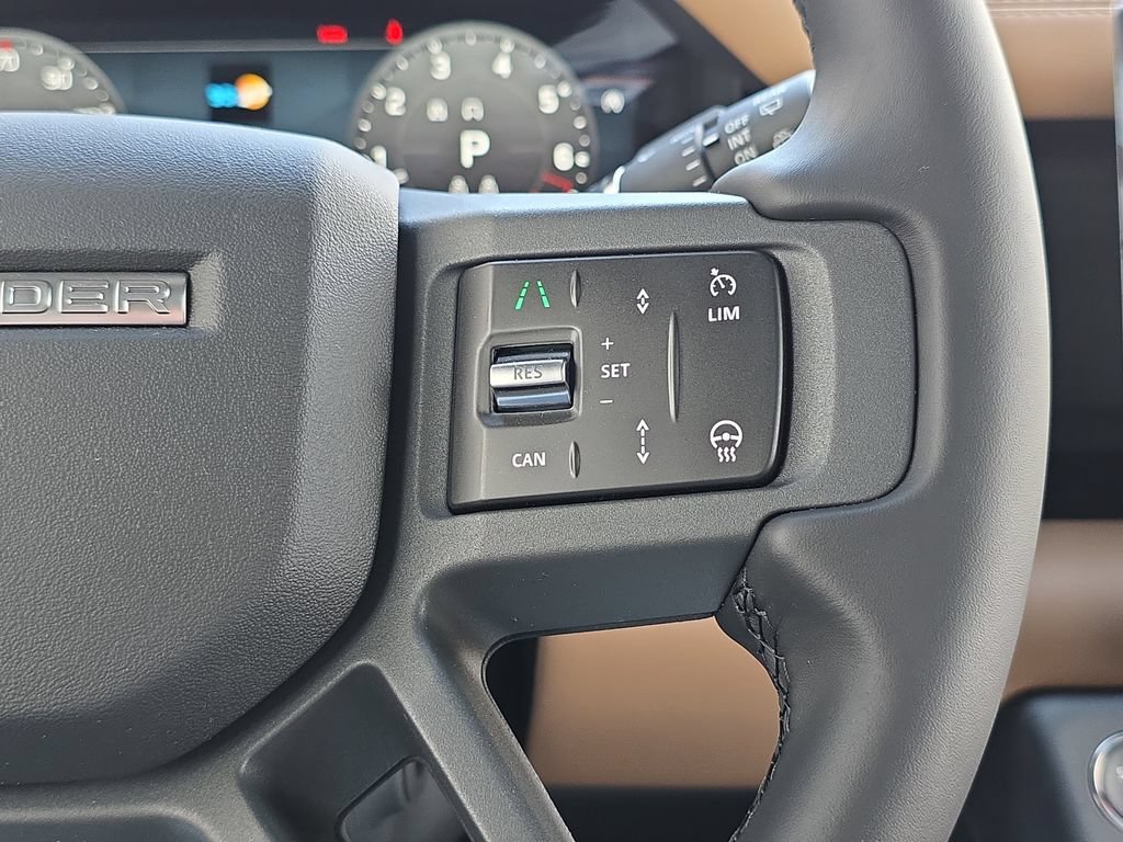 New 2026 Land Rover Defender 130 X-Dynamic SE AWD/4WD image 18