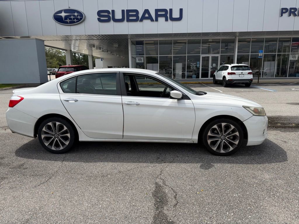 Used 2013 Honda Accord Sport image 2