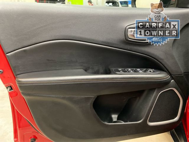 Used 2019 Jeep Compass Latitude AWD/4WD image 25