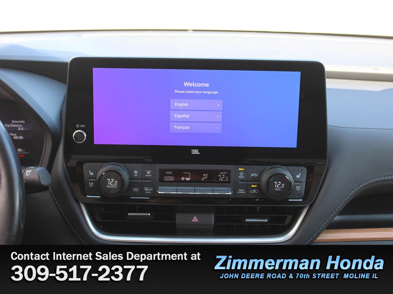 Used 2024 Toyota Grand Highlander AWD image 17