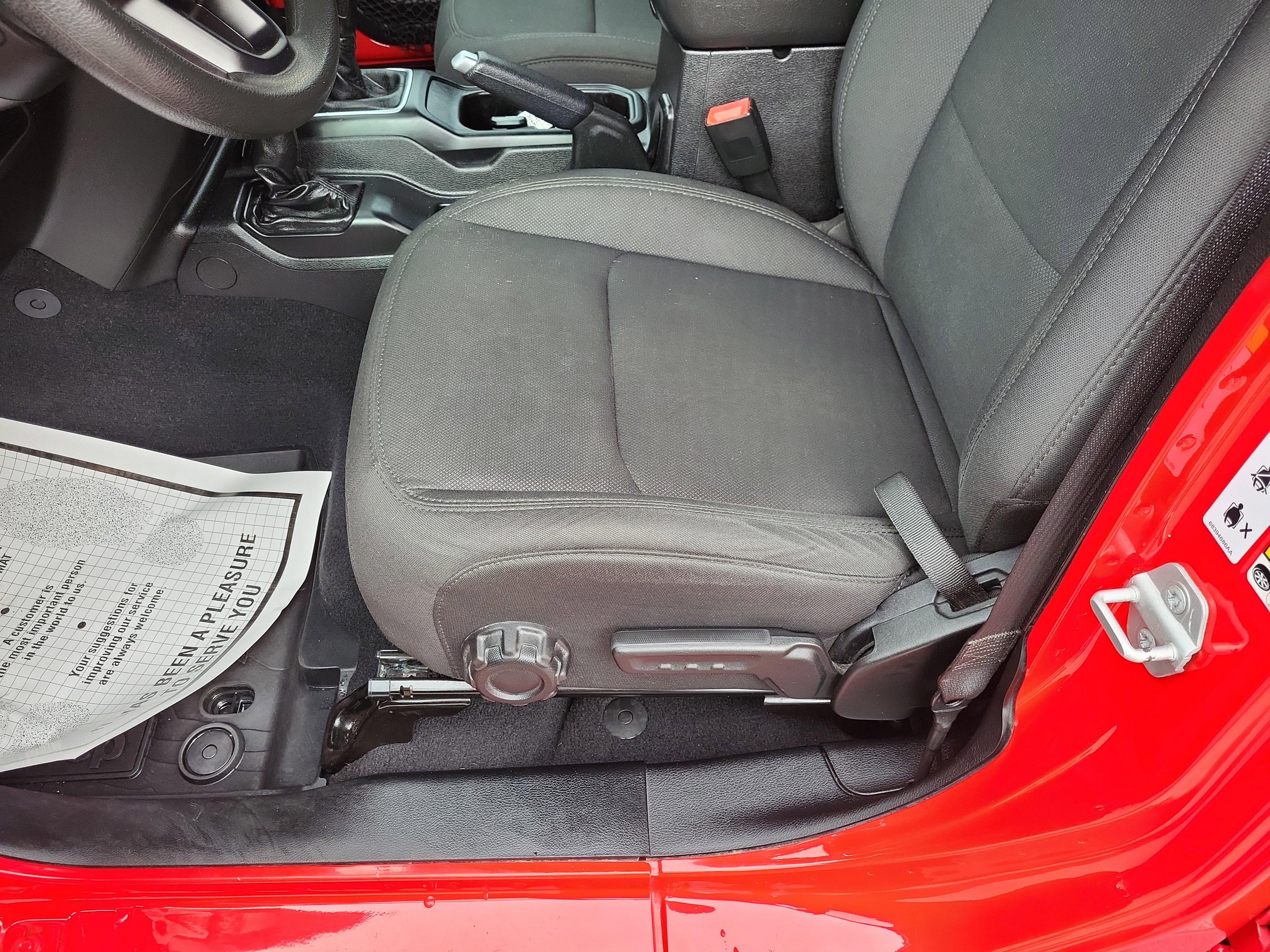 Used 2018 Jeep Wrangler Unlimited Sport image 4