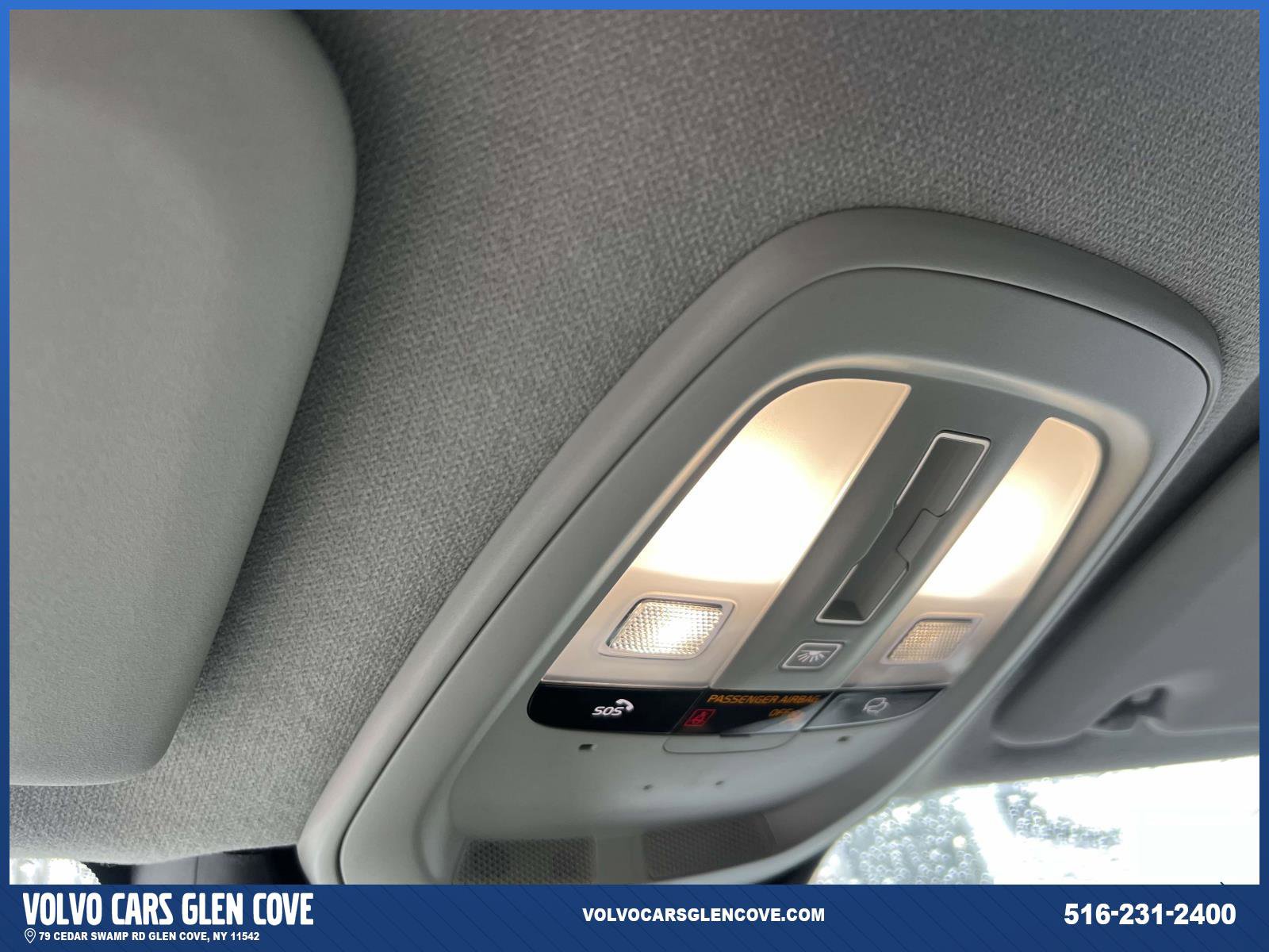 Used 2023 Volvo XC40 B5 Plus w/ Protection Package Premier image 31