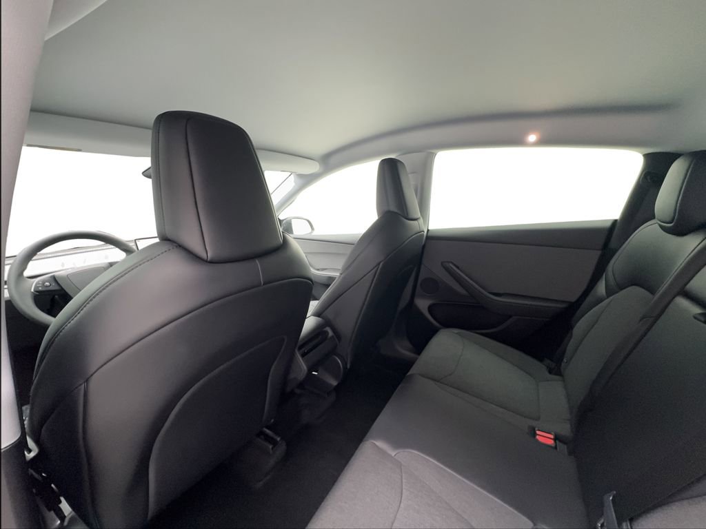 Used 2026 Tesla Model Y 2WD image 20