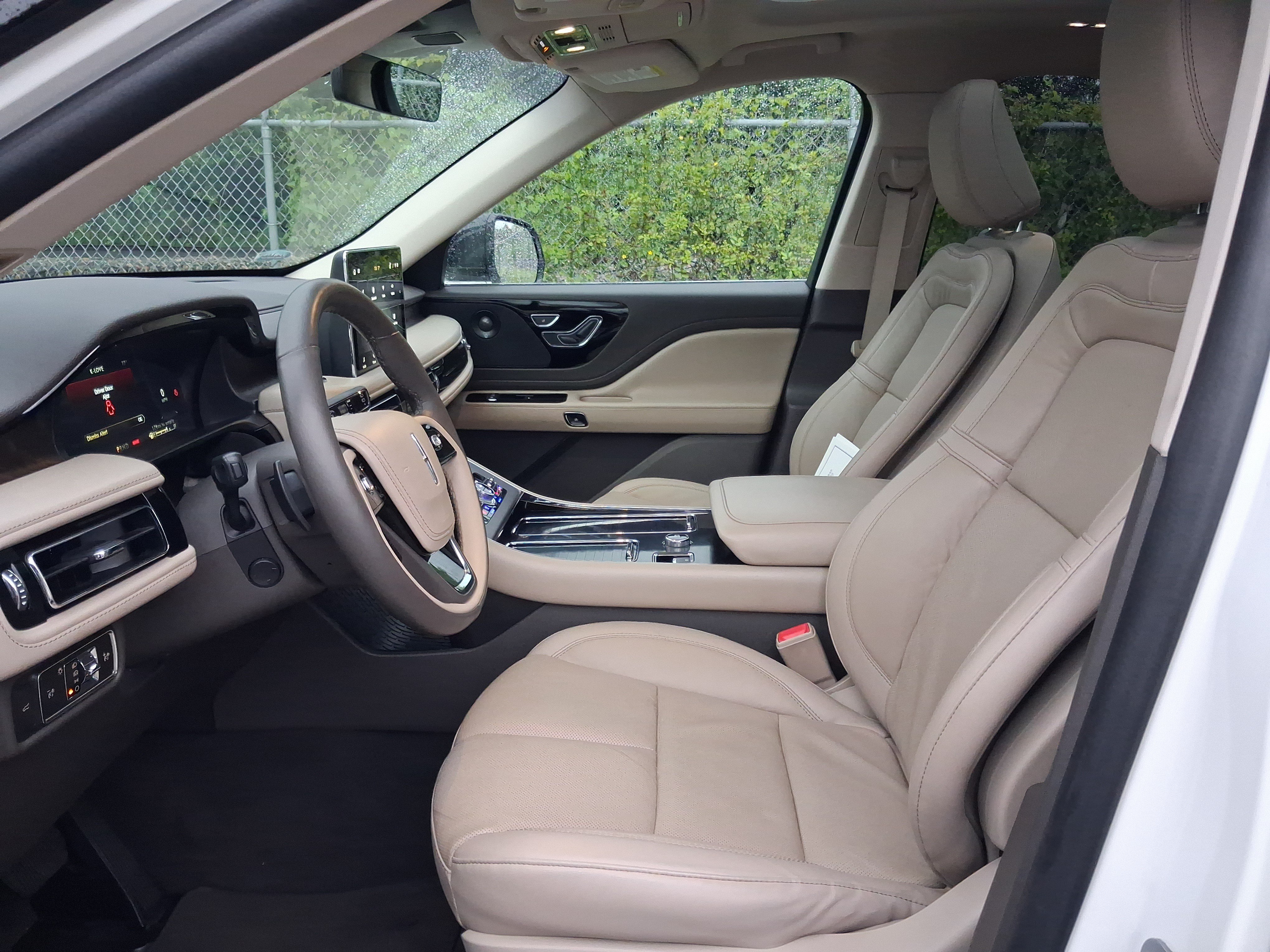 Certified 2023 Lincoln Aviator Reserve w/ Elements Package Plus RWD image 12