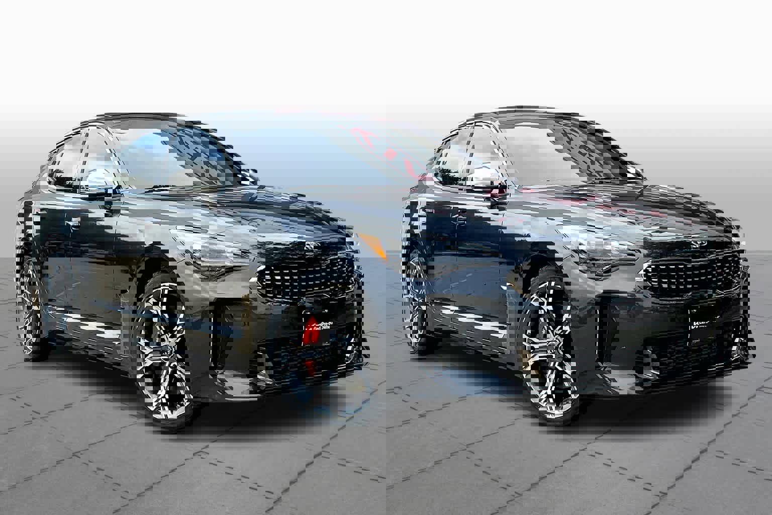 Used 2020 Kia Stinger GT image 3