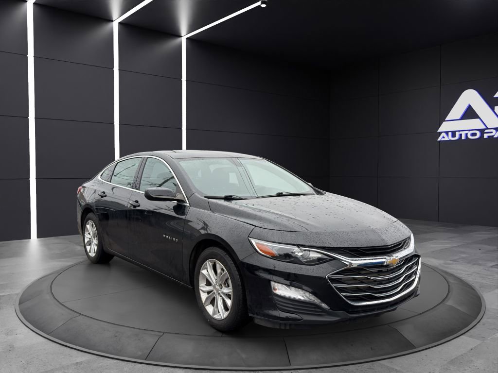 Used 2022 Chevrolet Malibu LT image 3