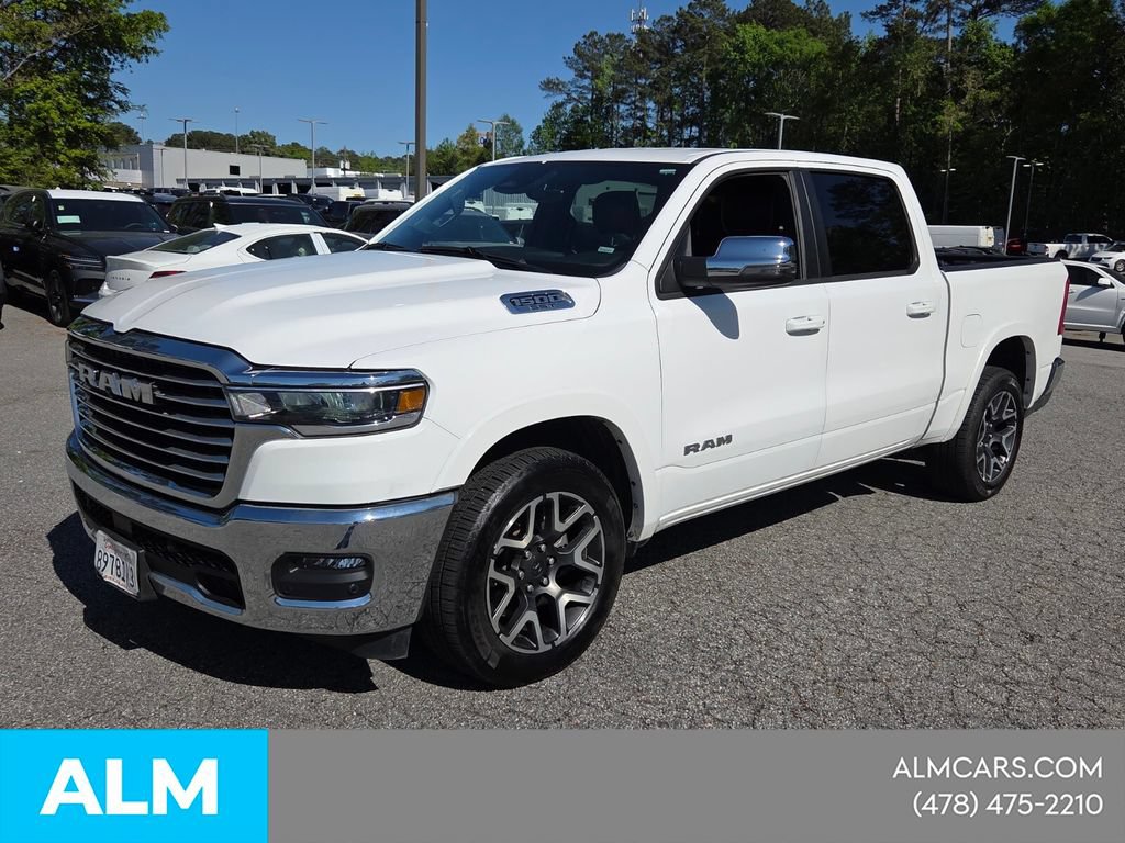 Used 2025 RAM 1500 Laramie AWD/4WD image 4