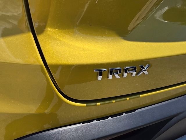 Used 2024 Chevrolet Trax ACTIV w/ Sunroof Package FWD image 8