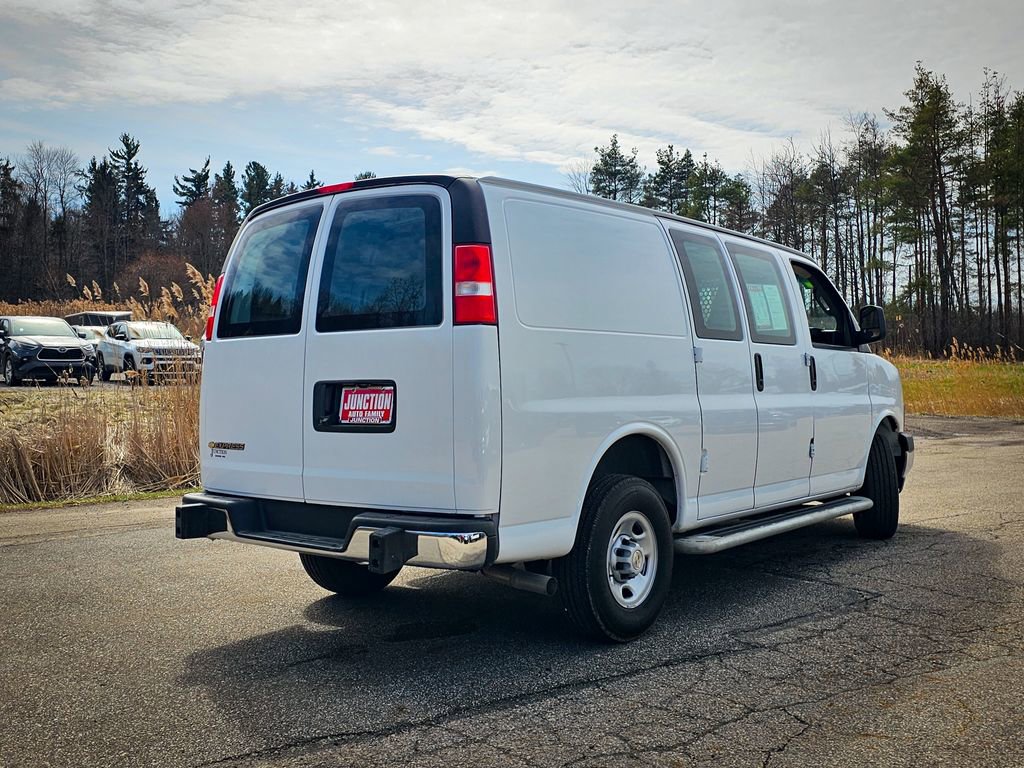 Used 2024 Chevrolet Express 2500 w/ Driver Convenience Package image 3